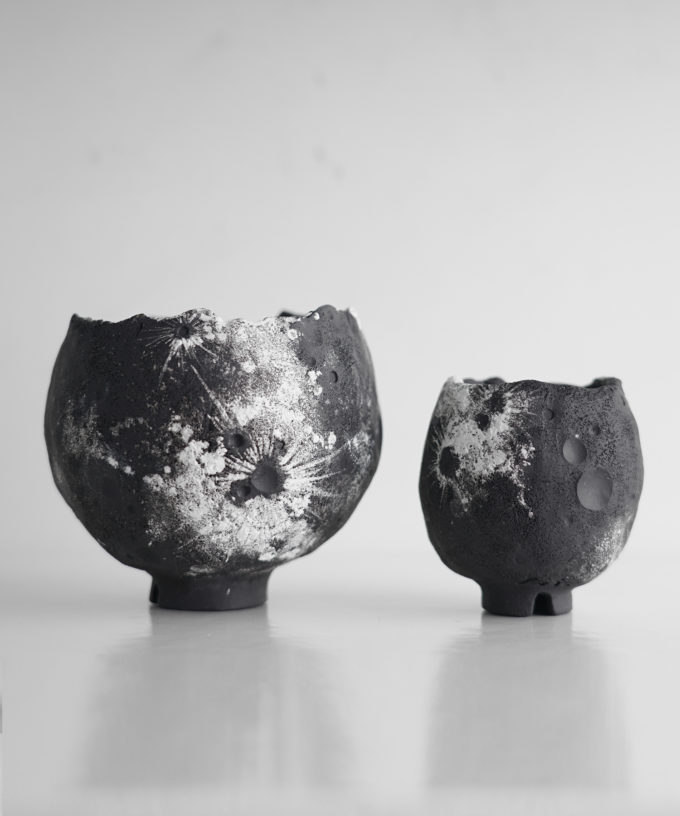 Black Moon 2/5