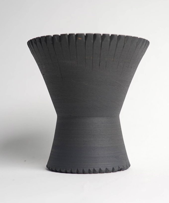 H. Hourglass C6 D12.5 H13.5 (HIR)