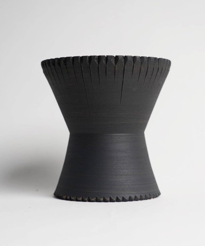 H. Hourglass D1 D11.5 H12