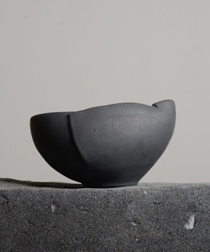 Noir 3 D22(14) H12 Oval (FB)